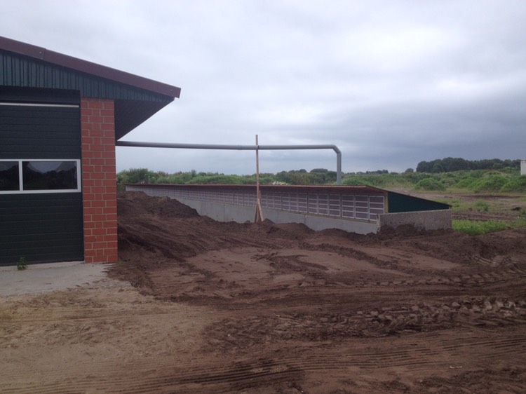 7-5-Clarcor filtered weaner barn during building